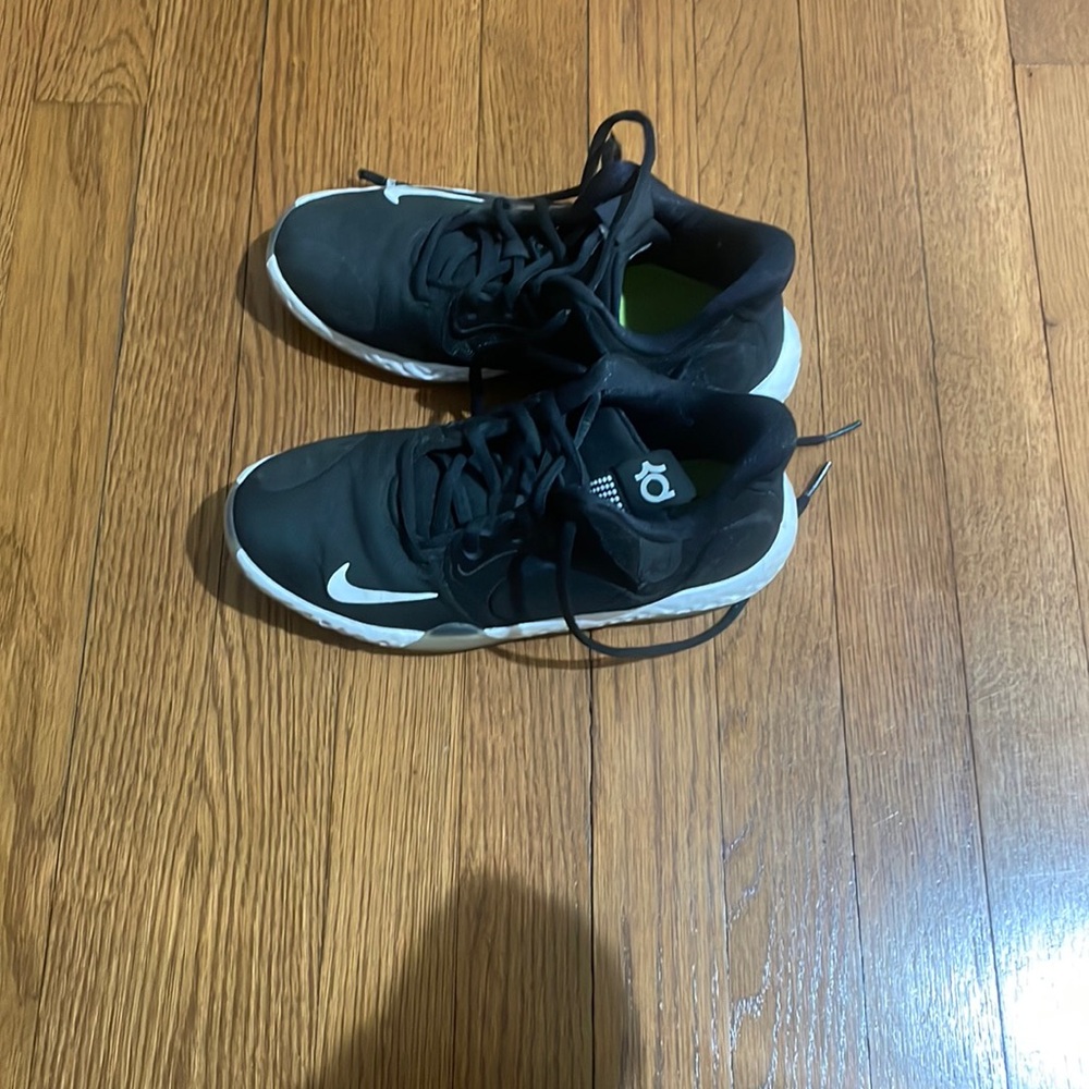 KD Sneakers